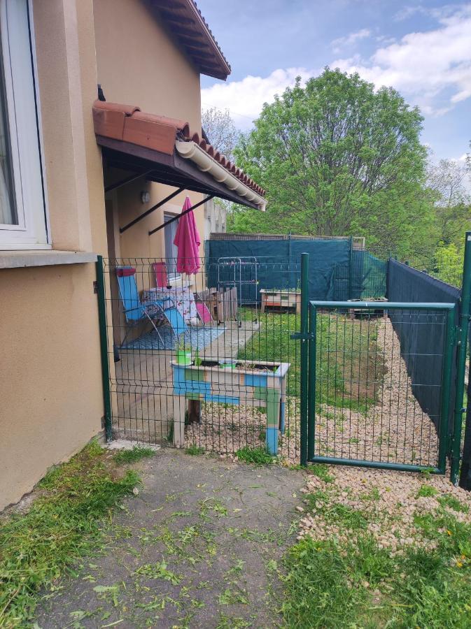 F2 Exterieur Lit King Size Lejlighed Brives-Charensac Eksteriør billede